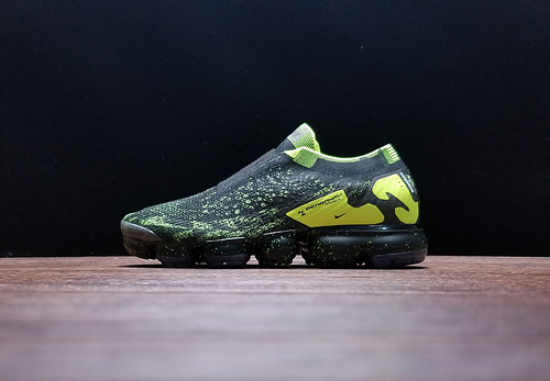나이키 x 아크로님 에어 베이퍼맥스 목 2 볼트 Nike x Acronym Air VaporMax Moc 2 Volt AQ0996-007