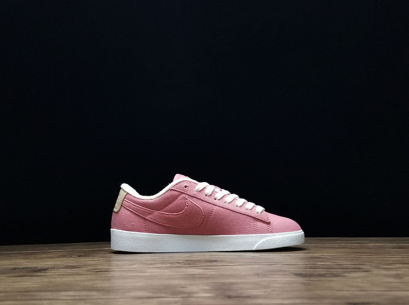 나이키 WMNS 블레이저 로우 Nike Blazer Low AV9371-600