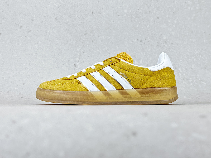 아디다스 가젤 인도어 트레이너  ADIDAS Gazelle Indoor Trainers HQ8716