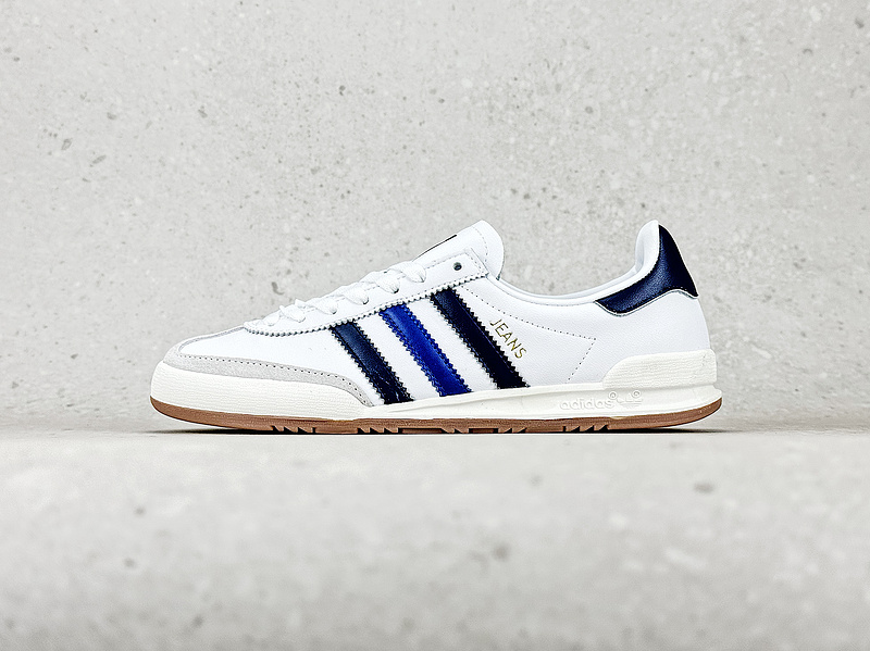 아디다스 오리지널스 진스 ADIDAS Originals Jeans GW5753