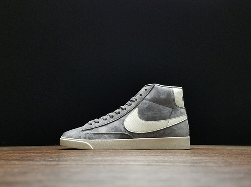 나이키 W‌ 블레이저 미드 Nike Blazer Mid Vintage‌ Suede 917862-004