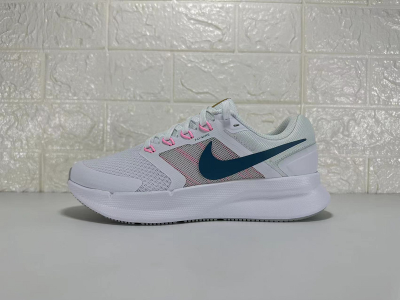 나이키 런 스위프트3 Nike Run Swift3 DR2698-100