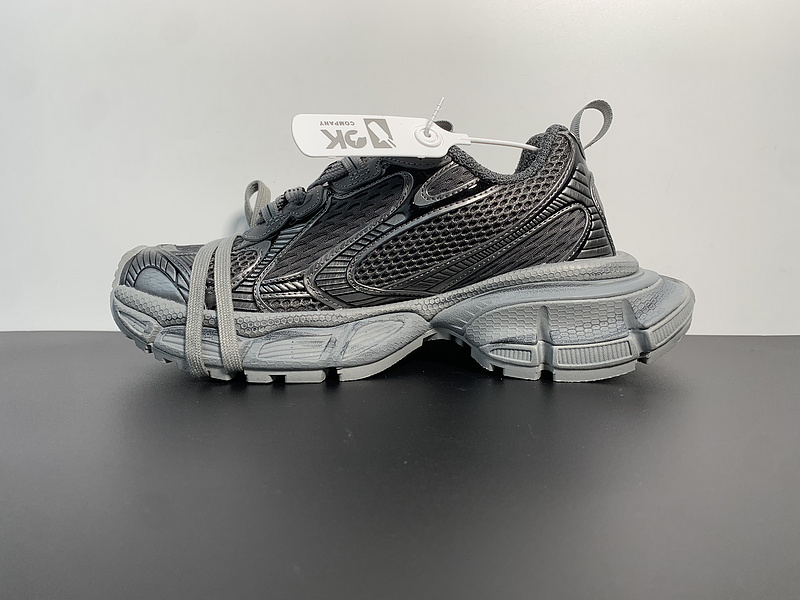 발렌시아가 Phantom Sneaker BLG 10010