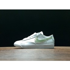 나이키 블레이저 로우 Nike Blazer Low LE AA3961-103