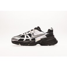 나이키 V2K 런 NIKE V2K RUN FD0736 NVK190014
