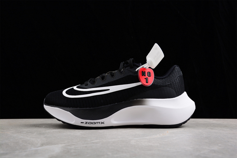 나이키 줌 플라이 5 NIKE ZOOM Fly 5 DM8968-001