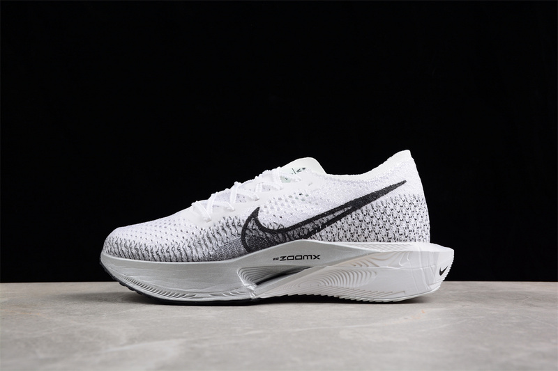 나이키 줌X 베이퍼플라이 넥스트% NIKE Zoomx Vaporfly NEXT% DV4129-100
