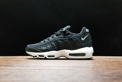 나이키 에어맥스 95 레블 스컬스 Nike Air Max 95 Rebel Skulls 538416-008