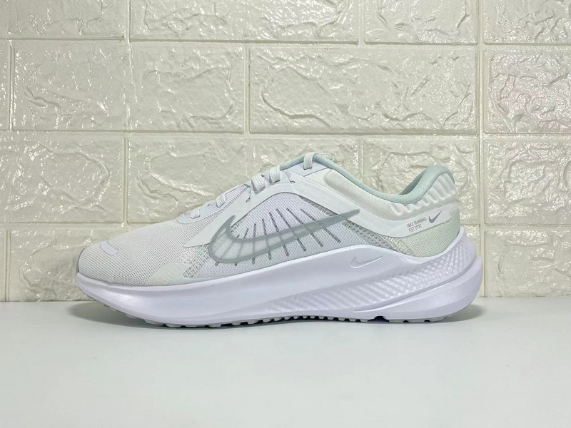 나이키 줌 퀘스트 5 NIKE ZOOM QUEST 5 DD0204-100