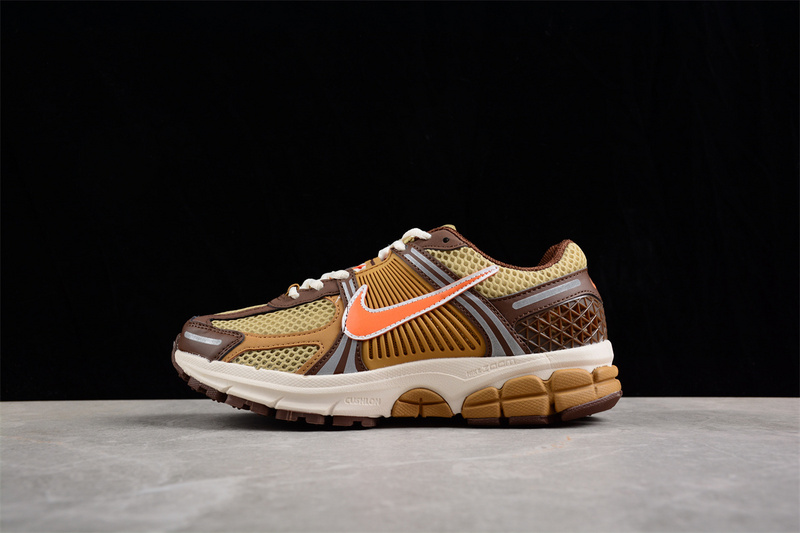 나이키 줌 보메로 5 SP NIKE zoom Vomero 5 SP FB9149-700