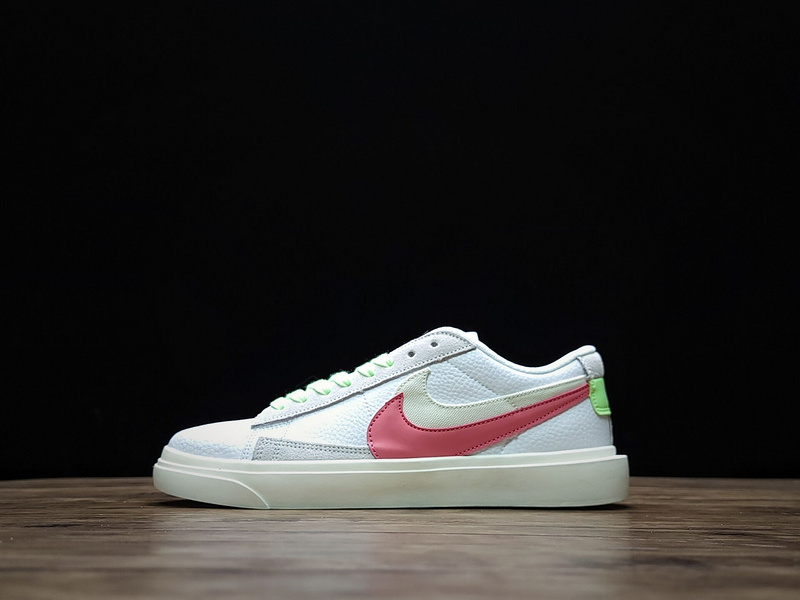 나이키 사카이 블레이저 로우 nike sacai Blazer Low BV0076-106