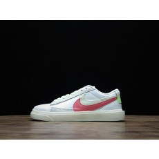 나이키 사카이 블레이저 로우 nike sacai Blazer Low BV0076-106
