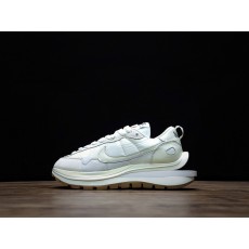 나이키 사카이 베이퍼와플 nike sacai VaporWaffle 3.0 DD1875-100