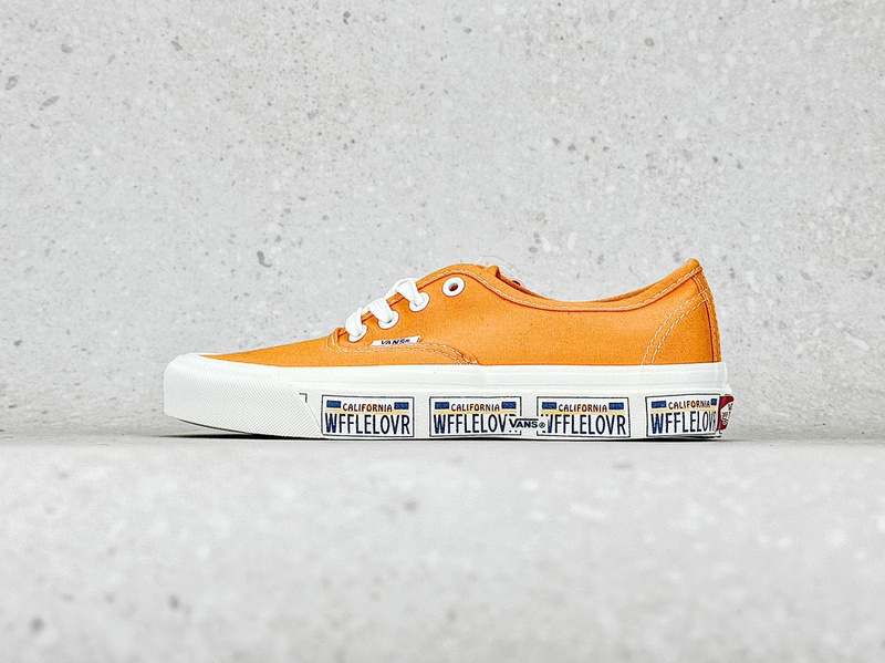 반스 VANS Authentic Era VAN10065