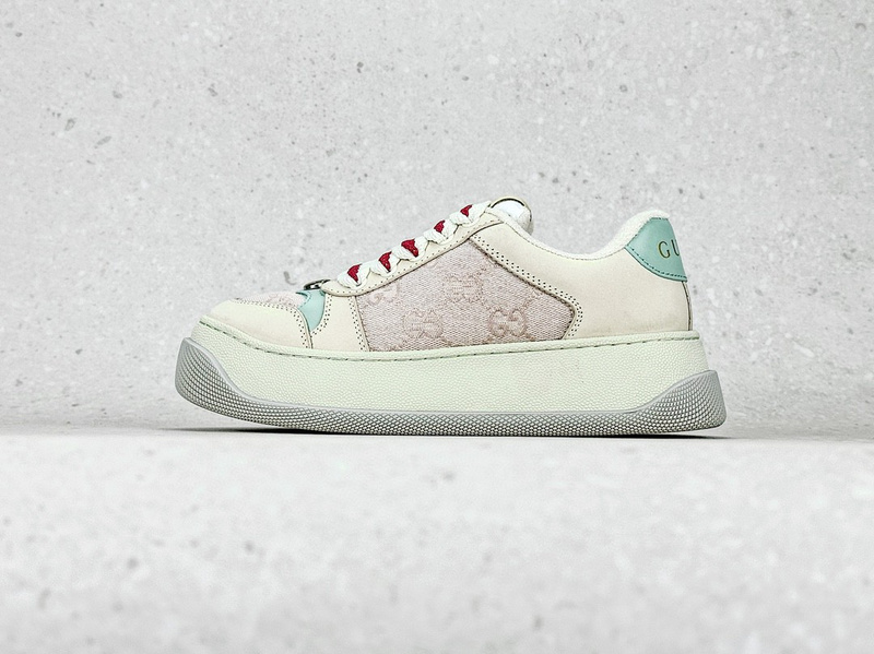 구찌 스크리너 플랫폼 GG  Gucci Screener Platform GG 756465 0YIA0 9547