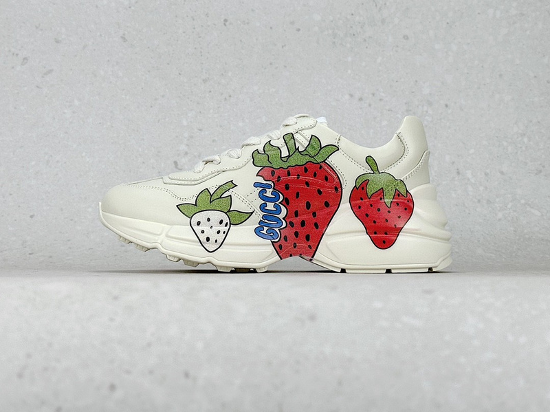 구찌 라이톤 빈티지 트레이너 스니커즈 Gucci Rhyton Vintage Trainer Sneaker 5769630 DRW00 9522
