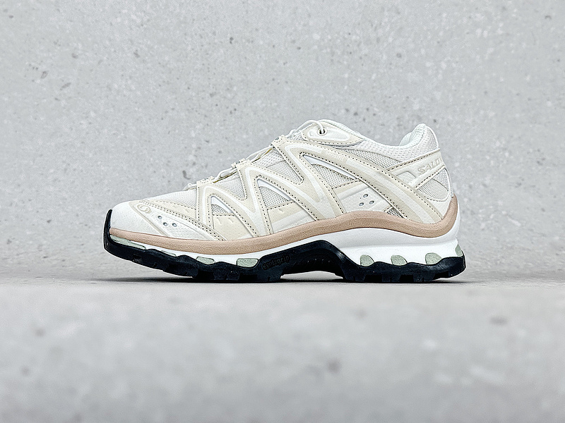 살로몬 XT-퀘스트 ADV 밀키 화이트/브라운  SALOMON XT-Quest ADV 
