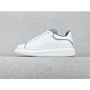 알렉산더 맥퀸 오버솔 Alexander McQueen White Reflective MCQ10020