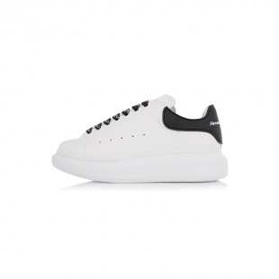 알렉산더 맥퀸 오버솔 스니커즈 화이트 블랙 Alexander McQueen MCQ10009