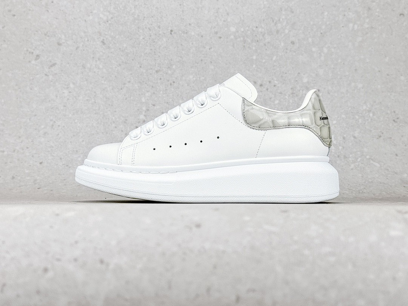 알렉산더 맥퀸 오버솔 Alexander McQueen oversized MCQ10004