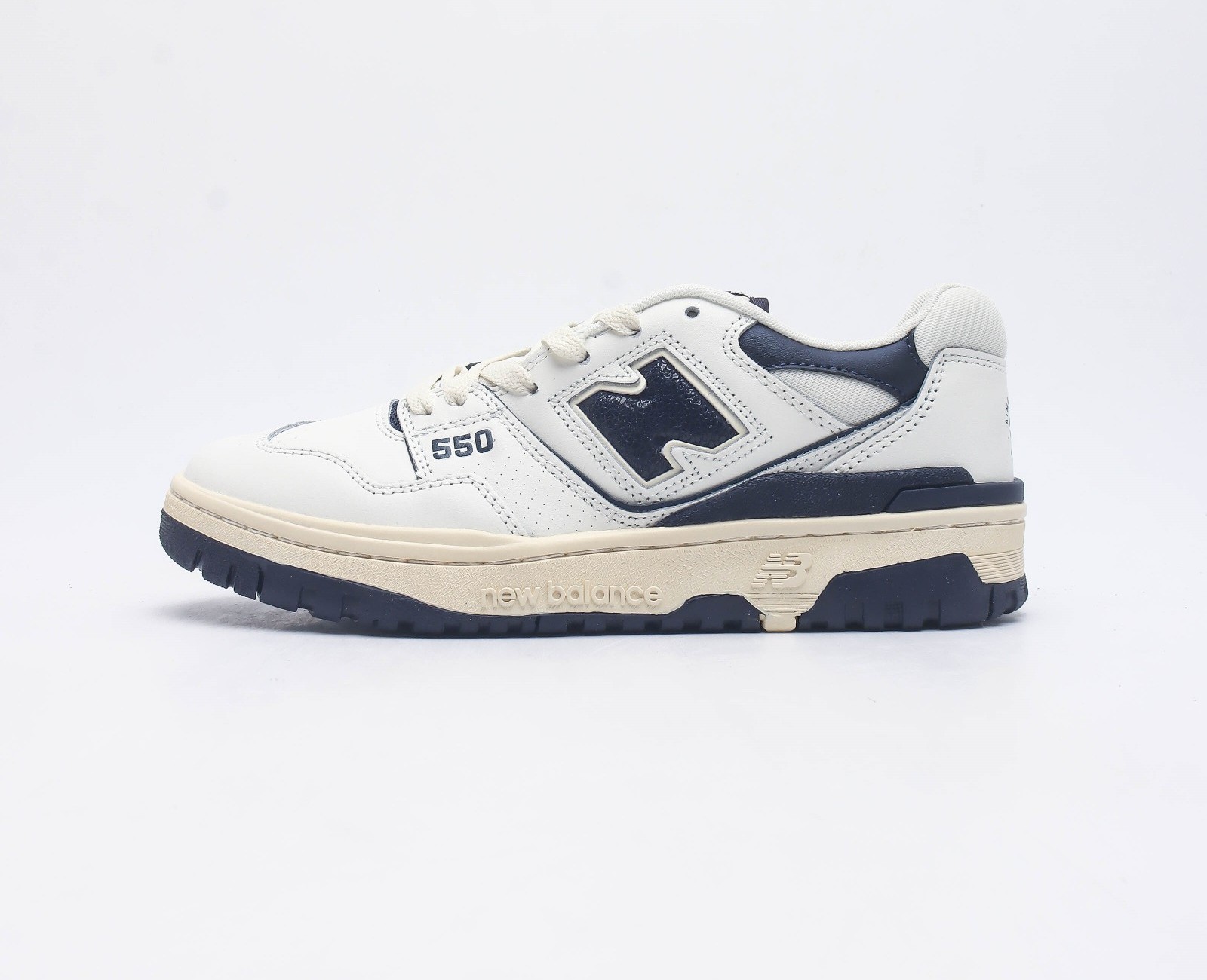뉴발란스 x 에메 레온 도르 550 네이비 New Balance x Aime Leon Dore 550 Navy BB550ALF