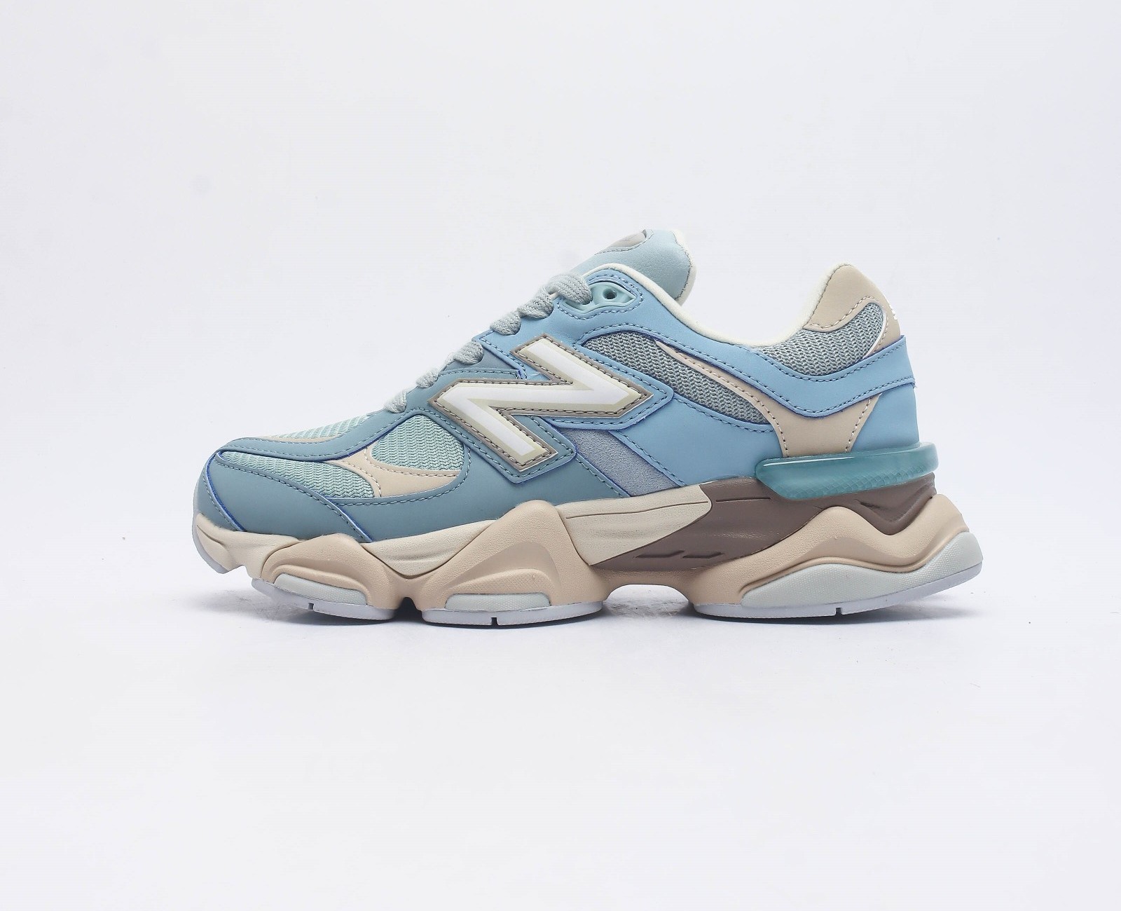 뉴발란스 New Balance 9060 U9060NV