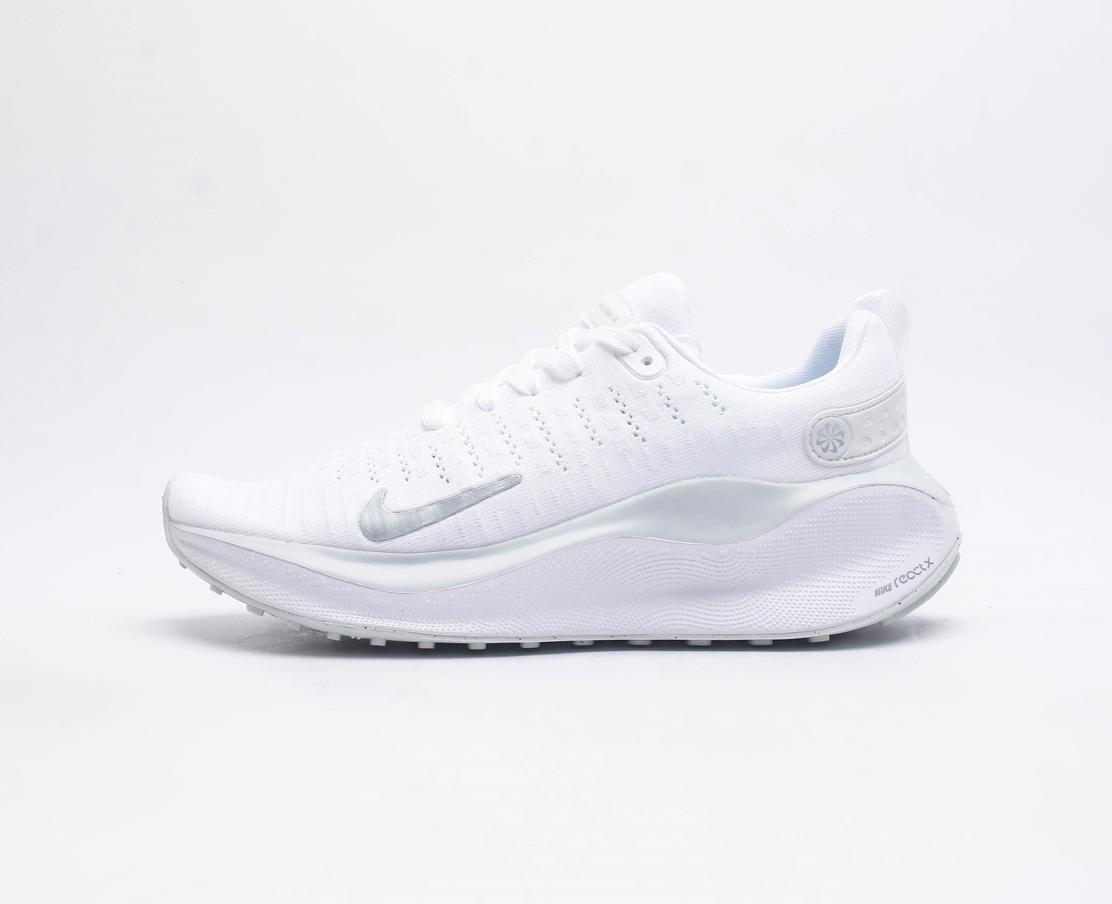 나이키 리액트 인피니티 런4 플라이니트 Nike React Infinity Run4 Flyknit DR2670-102