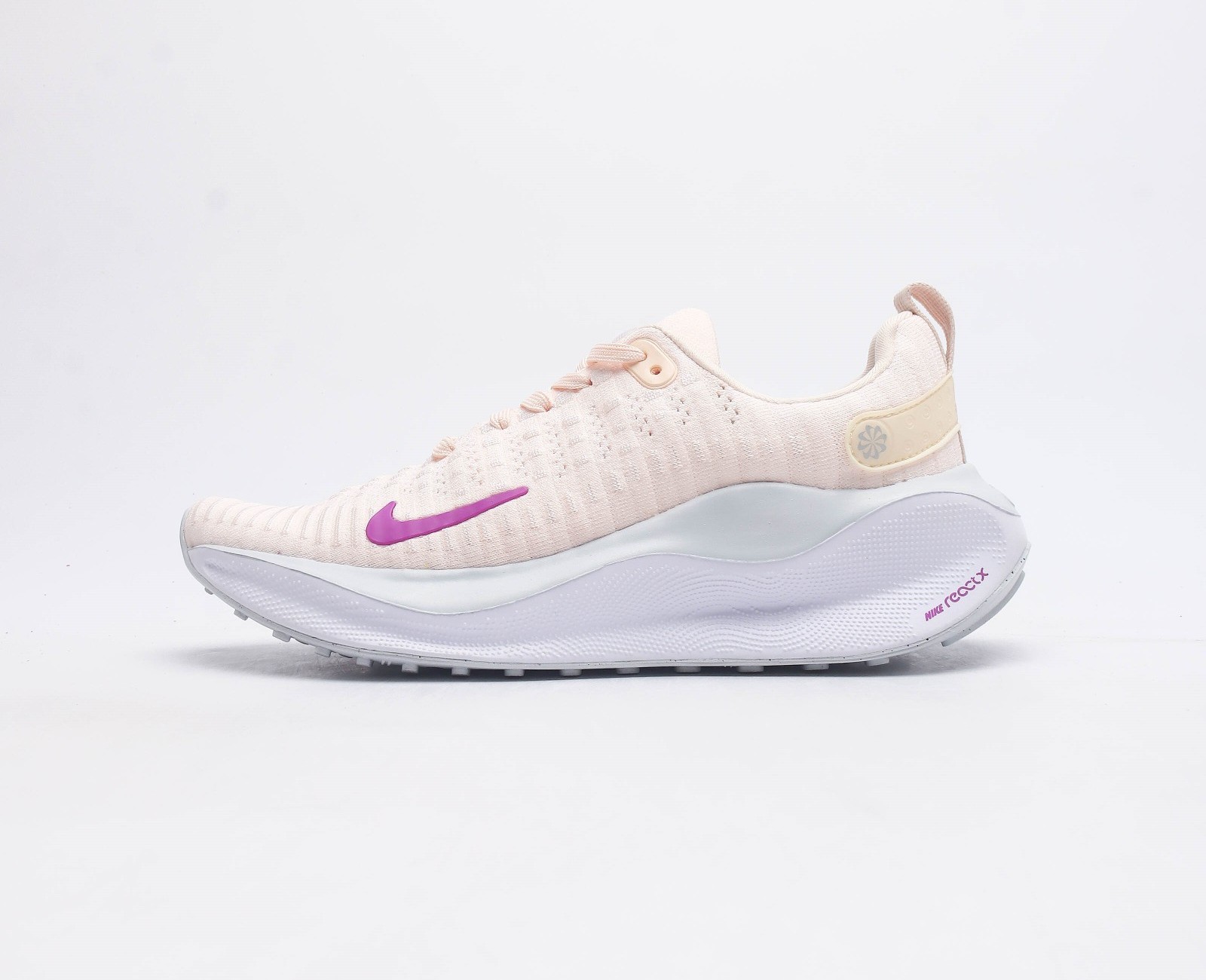 나이키 리액트 인피니티 런4 플라이니트 Nike React Infinity Run4 Flyknit DR2670-800