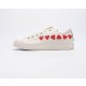 컨버스 x 플레이 꼼데가르송 척 70 로우 멀티하트 화이트 Converse x Play Comme des Garcons Chuck 70 Ox Multi-Heart White 162975C