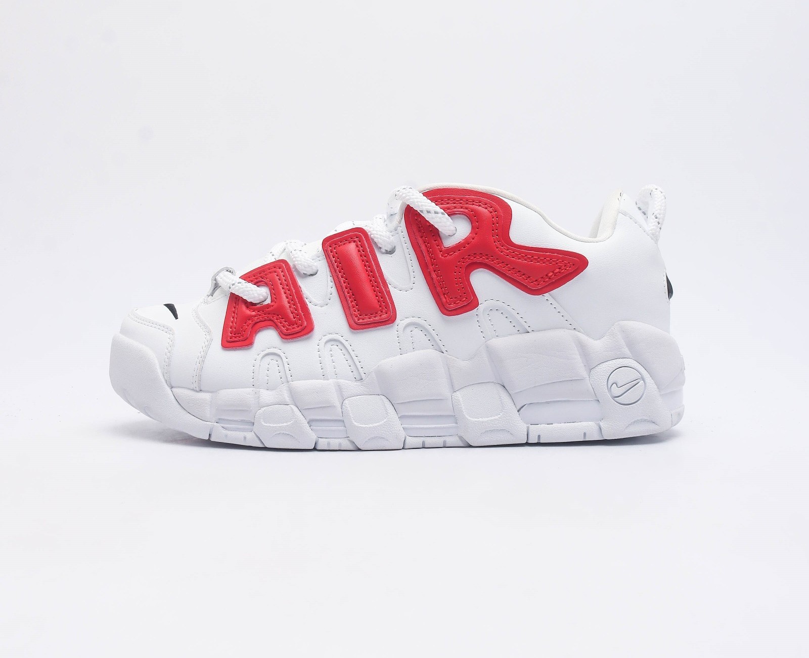 나이키 x 앰부쉬 에어 모어 업템포 로우 화이트/레드 AMBUSH x Nike Air More Uptempo Low  '96 FB1299-401