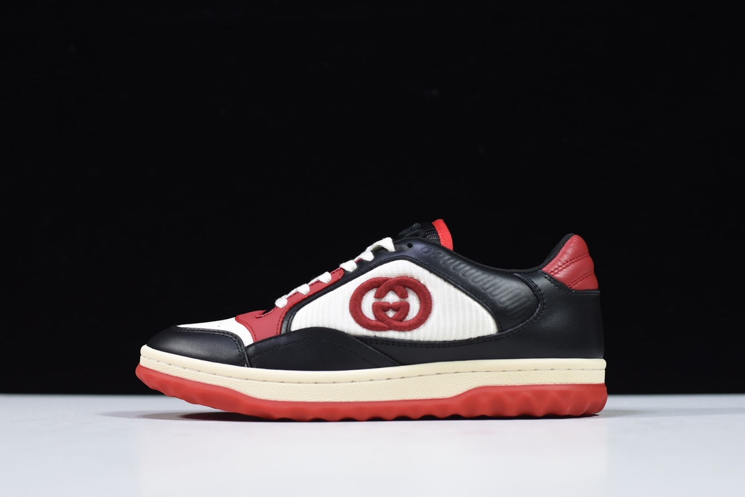 구찌 스니커즈 블랙 레더 Gucci MAC80 ‎762611 AACNW 1051