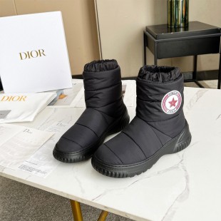 디올 앵글 부츠 Frost Ankle Boot black