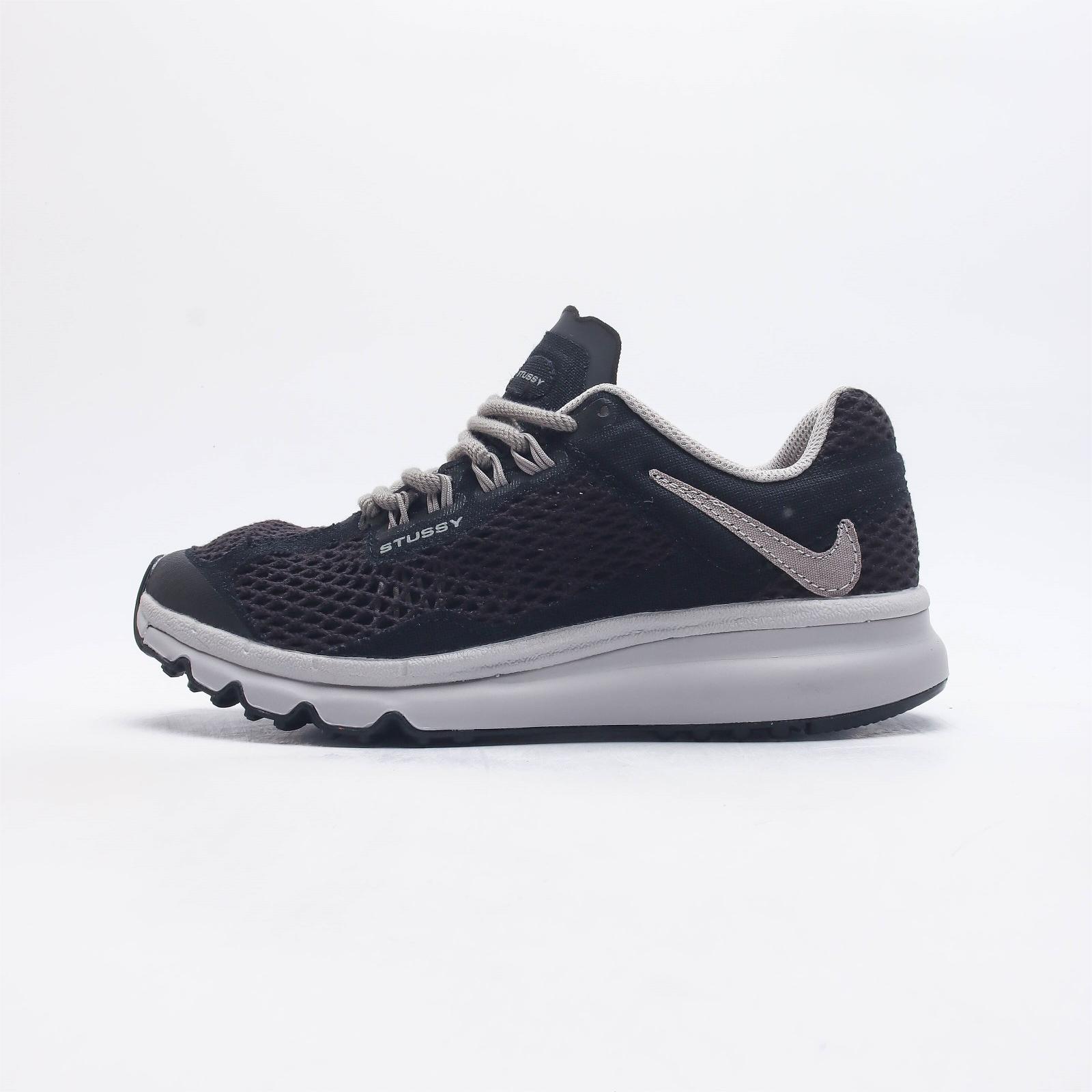 스투시 x 나이키 에어맥스 2013 Stüssy × Nike Air Max 2013 DM6447-009