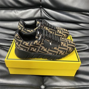 펜디 스니커즈 FENDI Sneakers 2024
