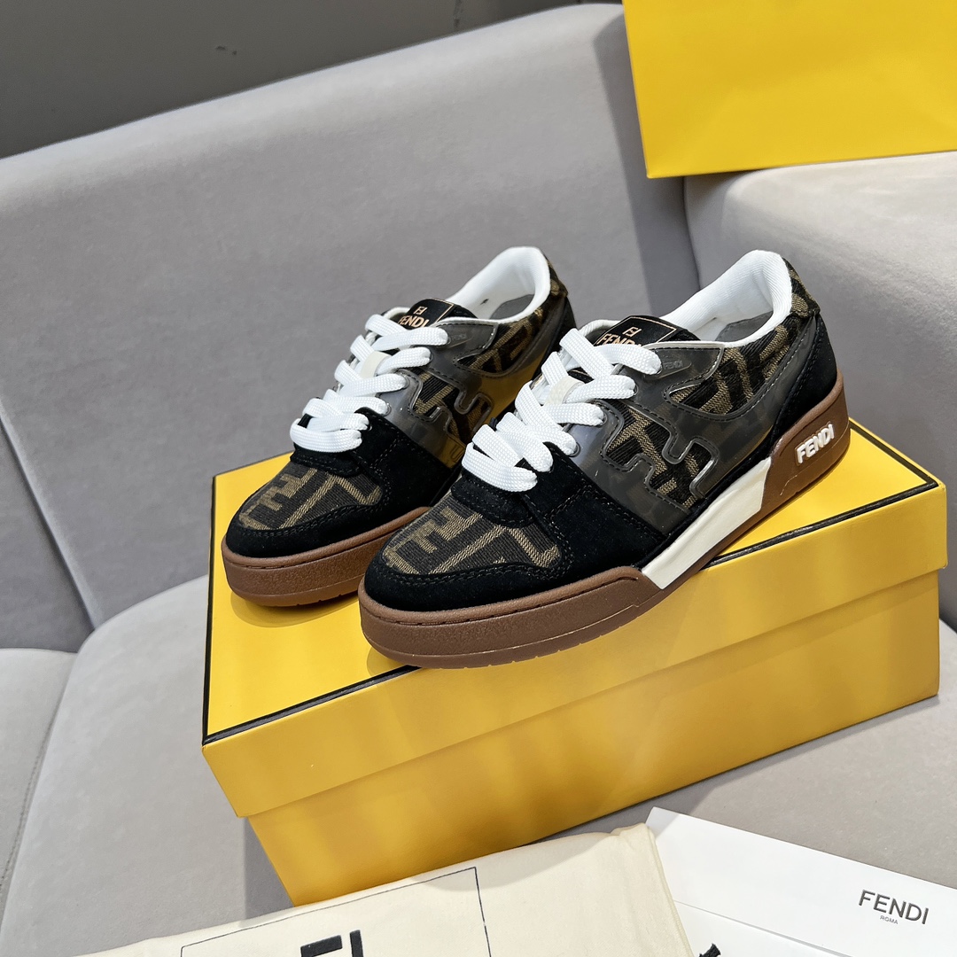 펜디 스니커즈 FENDI Sneakers 2024