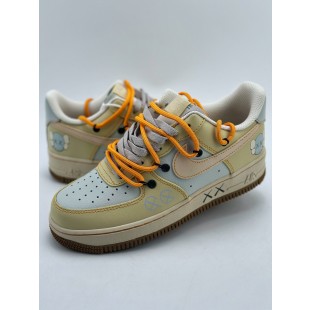 나이키 에어포스 1 07 로우 Nike Air Force 1 Low 07 x KAWS KS6869-111