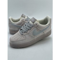 나이키 에어포스 1 07 로우 Nike Air Force 1 Low 07 SI0820-605