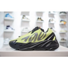 아디다스 이지 부스트 700 MNVN Adidas Yeezy Boost 700 MNVN Phosphor FY3727
