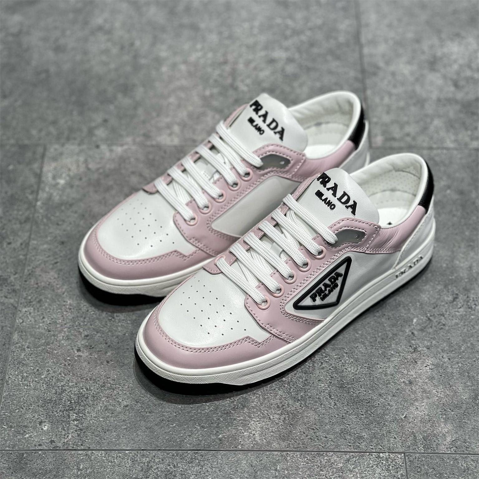 프라다 디스트릭트 퍼포레이티드 레더 스니커즈 Prada District Perforated Leather Sneakers 1E790M-3LJ6-F0D8U