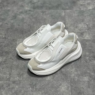 프라다 바이크 패브릭 스웨이드 엘리먼츠 브러쉬드 레더 스니커즈 Prada Brushed Leather Sneakers with Bike Fabric and Suede Elements White 2EG424-3C37-F0009