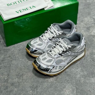 보테가 베네타 오빗 스니커즈 실버 화이트 Bottega Veneta Orbit Sneaker Silver White 741357V2X401425