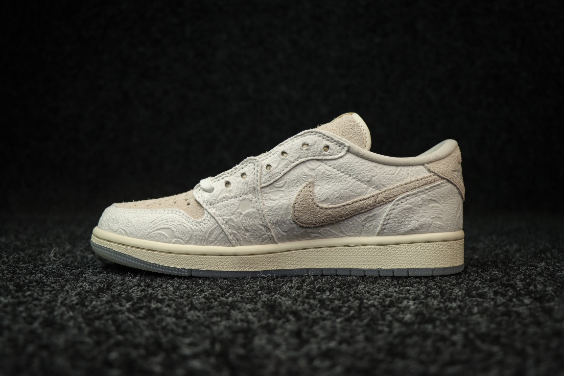 조던 1 x 크리스 폴 레트로 로우 OG 라이트 크림 앤 세일 Jordan 1 x Chris Paul Retro Low OG Light Cream and Sail FZ0455-200