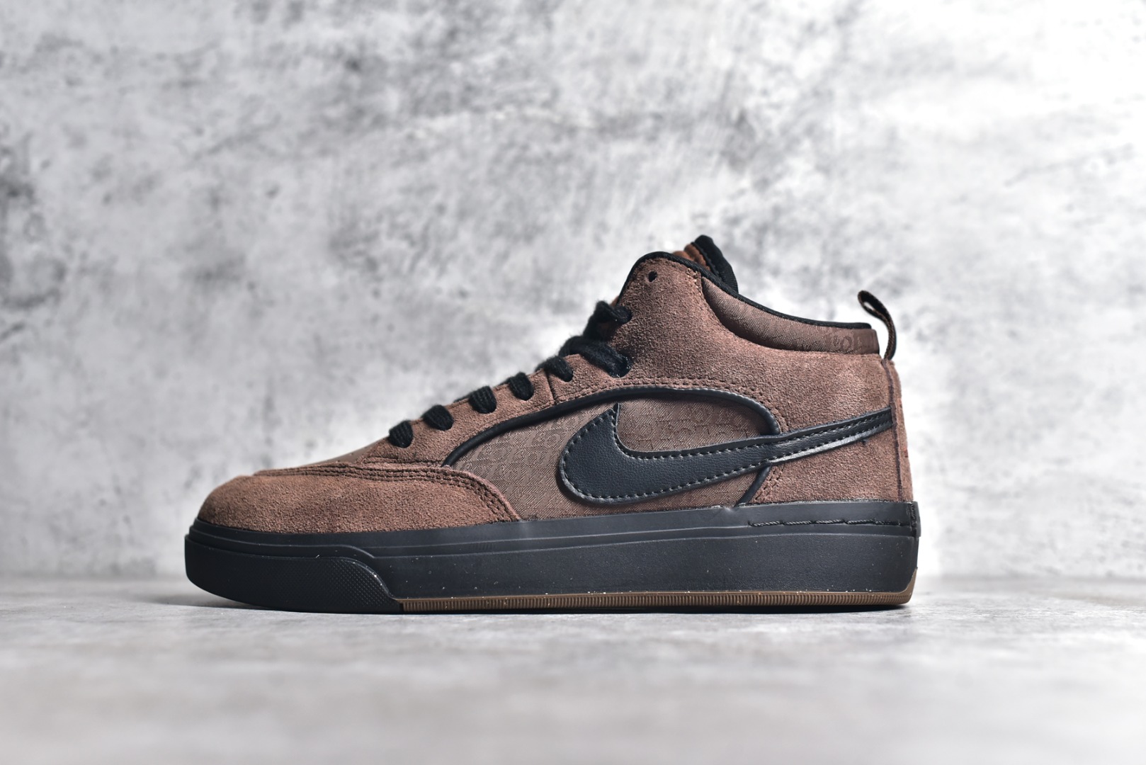 나이키 SB 리액트 레오 프리미엄 Nike SB React Leo Premium FD0268-100