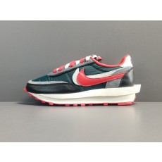 나이키 x 사카이 x 언더커버 LD와플 미드나잇 스프루스 유니버시티 레드 Nike x Sacai x Undercover LDWaffle Midnight Spruce University Red DJ4877-300