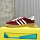 구찌 x 아디다스 가젤 스니커즈 Gucci x Adidas Gazelle Sneakers