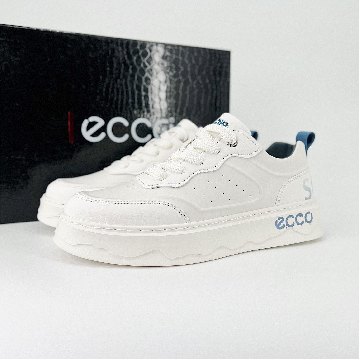 에코 스니커즈 Ecco sneakers