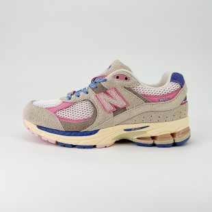 뉴발란스 2002R New Balance 2002R