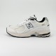 뉴발란스 2002R 화이트 New Balance 2002R White ML2002RQ