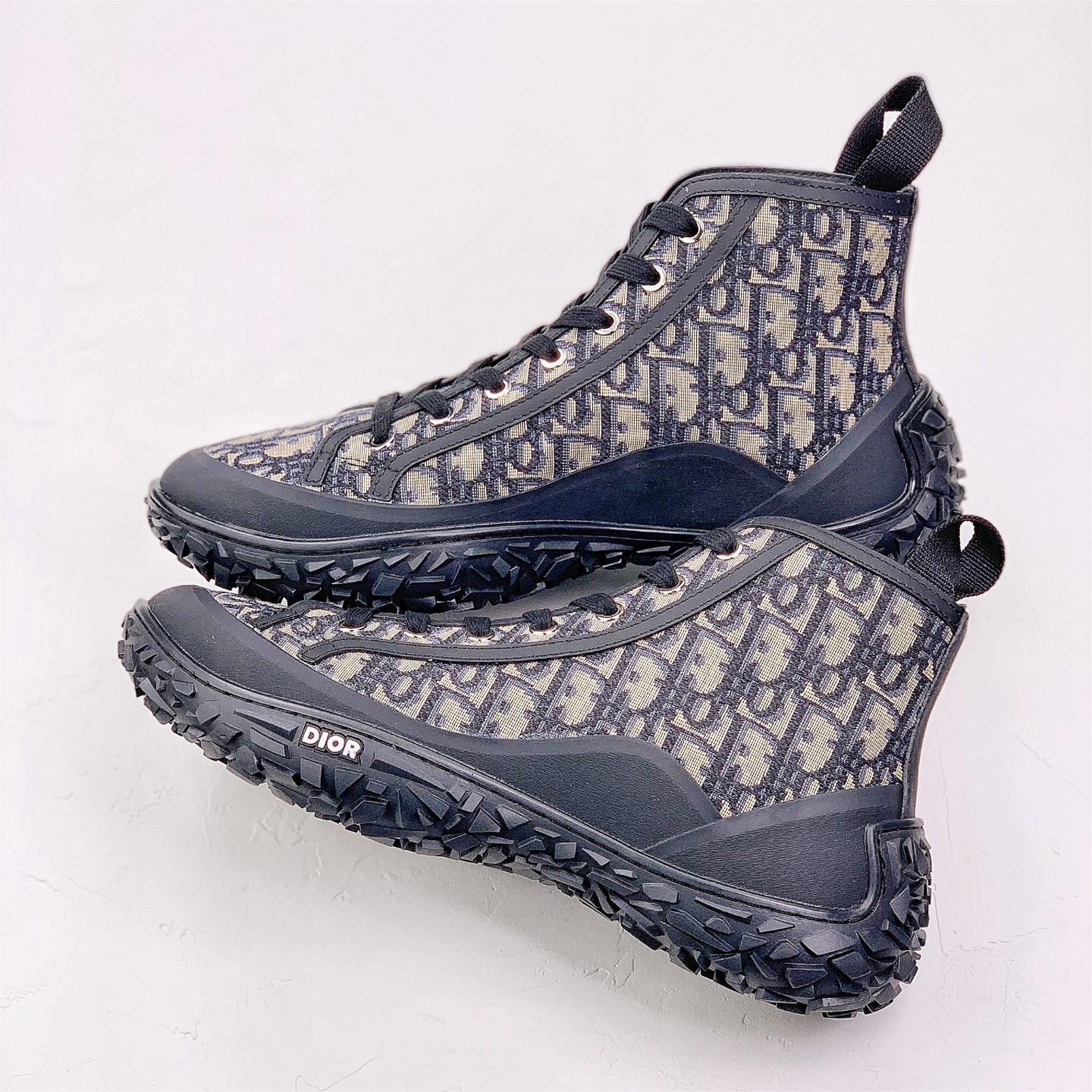 디올 B28 오블리크 스니커즈 Dior B28 Oblique Top Sneakers