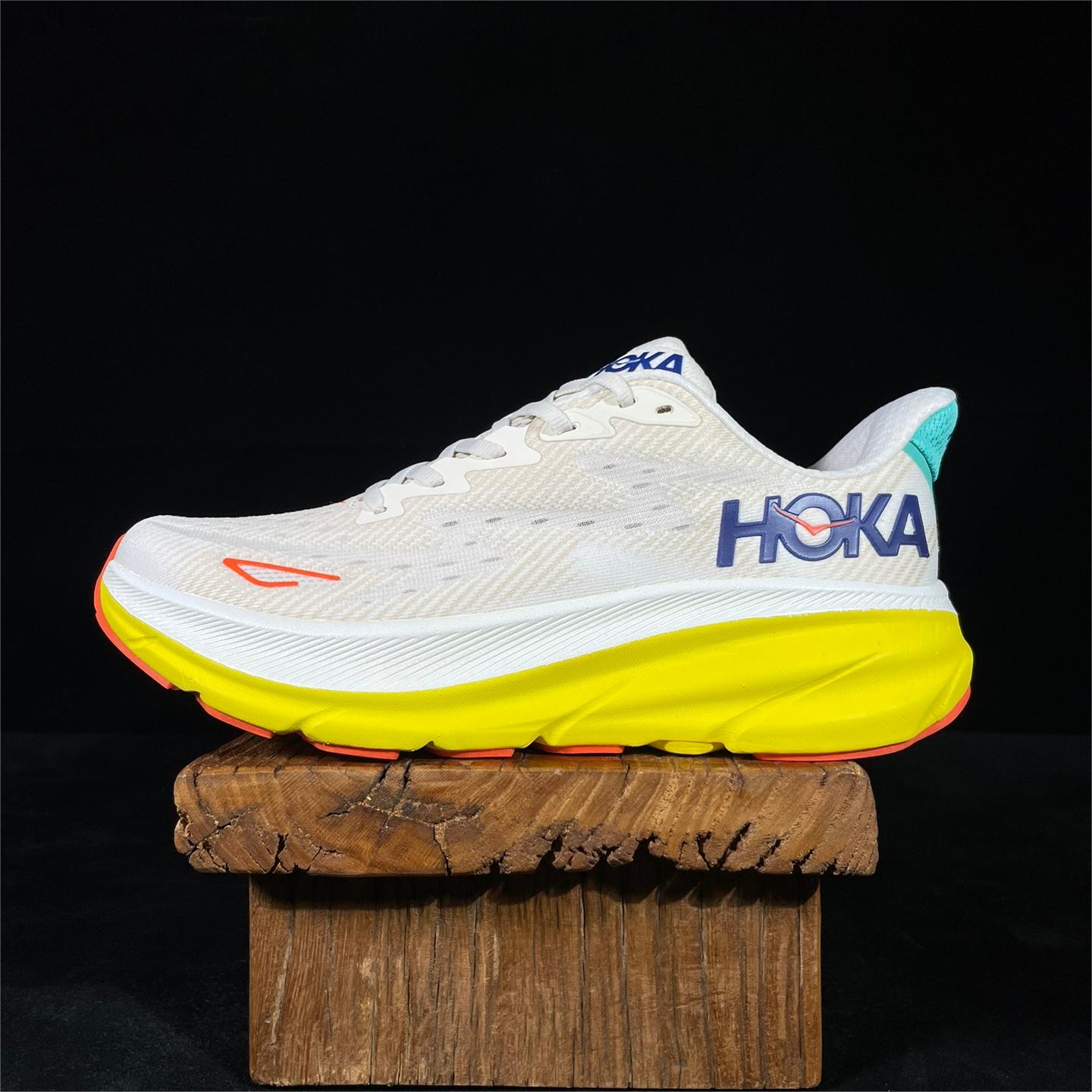 호카 오네오네 클리프톤 9 HOKA ONE ONE Clifton 9 1127895-EPFR